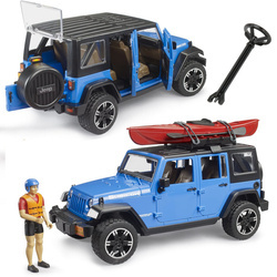 Bruder 02529 Jeep Wrangler Rubicon Unlimited z kajakiem i figurką